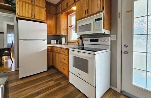 Winneconne House | Near lakes and restuarants