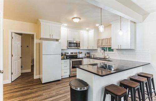 Honey Brook House | Near Lanc Attractions + Toy Room