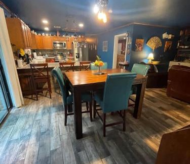 Highlands - Perkins House | Near LSU Health district 3BR 2BA House quiet area