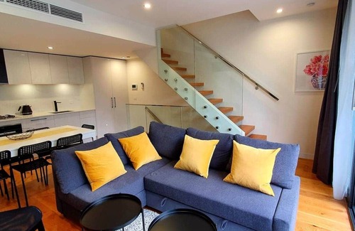 West Melbourne House | Near new 3 bedroom residence