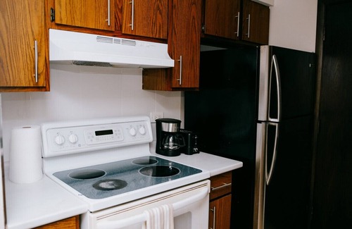 O'Hare Apartment | Near O`hare | Personal Gym & Balcony | Safe Area