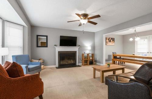 Southeast Raleigh House | Near Parks Trails & Downtown Raleigh Retreat