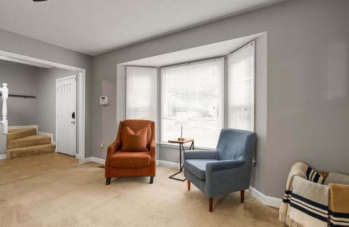 Southeast Raleigh House | Near Parks Trails & Downtown Raleigh Retreat