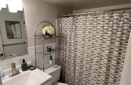 Rockville Apartment | Near pike & rose