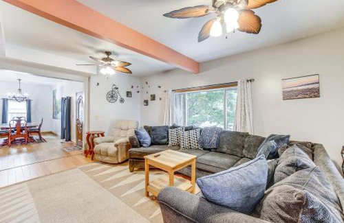 Fennville House | Near Saugatuck Dunes Pet-Friendly Fennville Home!
