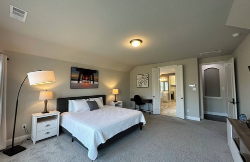 Fort Worth House | Near Stockyards Home - 3 BR 2 BA
