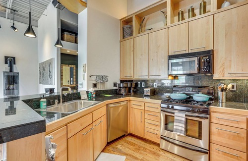 Eagle House | Near Trail: Dtwn Eagle Ranch Condo w/Balcony