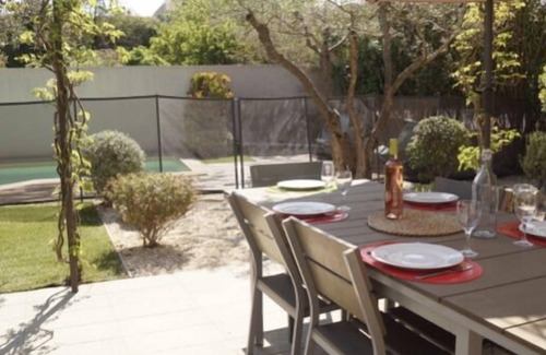 Saint-Quentin-la-Poterie House | Nearby Uzes, villa with garden and private pool for 8 to 9 people