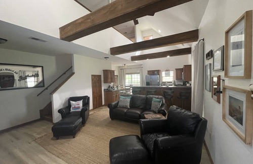 Heber Springs House | “NearDa” House is perfect for your next outdoor adventure in Heber Springs, AR.