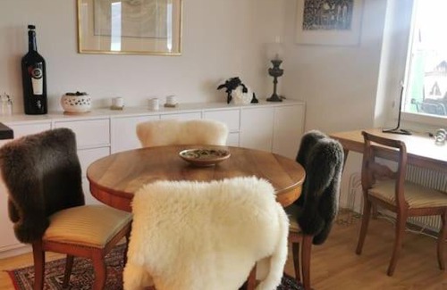 Einigen Apartment | NEB-THUN Einigen, Wohnung am See