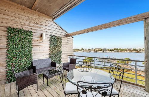Ono Island House | Needle Rush Point Unit E32