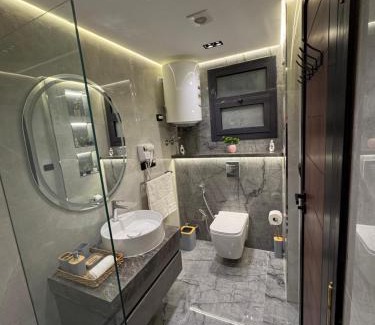 Al-Khalifa Apartment | Nefertiti's Modern Majesty