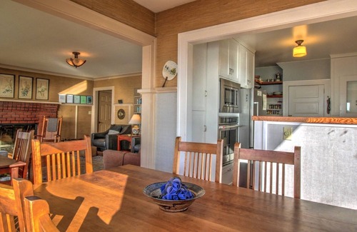 Tolovana Park House | Neilson's at Cannon Beach - Oceanfront deck - Cannon Beach Property mgmt