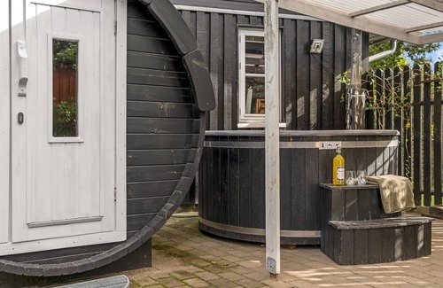 Egense House | "Neli" - 850m to the fjord by Interhome