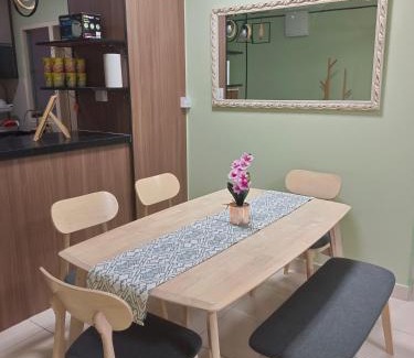 Shah Alam Apartment | Nena Homestay Setia Alam, Air Conditioned, High Speed Internet