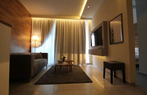 Caesarea Apartment | Neot Golf, Ziv's Place