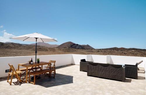 La Santa House | Neptuno