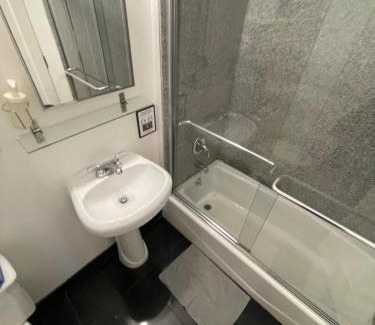 NoMad Apartment | Nest Apartment Herald Square studio #8