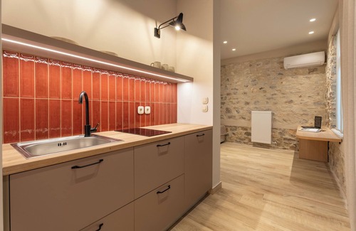 Volos City Centre Apartment | Nest in the City Apartment