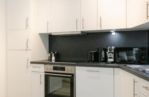 Wieden Apartment | Nest perfect for 2-4 hip area and free parking