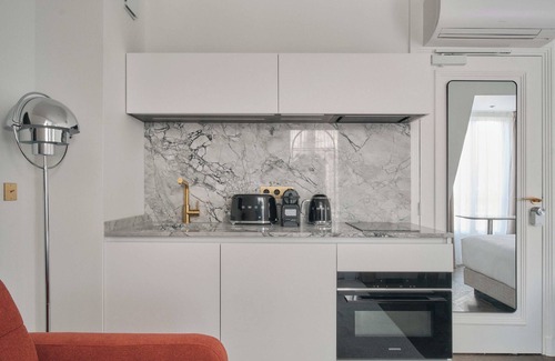 Les Halles Apartment | Nestay Les Halles