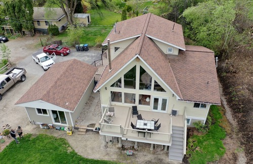 Okanagan-Similkameen House | Nestled adjacent to Adam's Bird Sanctuary - 5 min from the Beach!