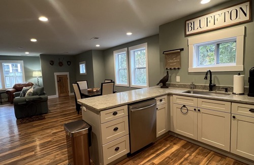 Olde Town Apartment | Nestled between Old Town Bluffton's boat ramps + downtown. Pet friendly.