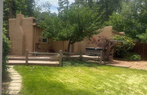 Broadmoor House | Nestled in Cheyenne Canyon and one minute walk to the Broadmoor hotel!