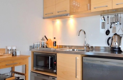 Haumoana Apartment | Nestled in vineyard with views to Cape Kidnappers