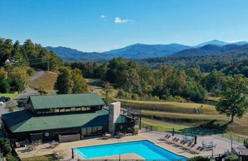 Townsend House | Nestled Inn
