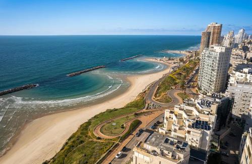 Netanya Apartment | Netanya Beachfront Bliss Apartments