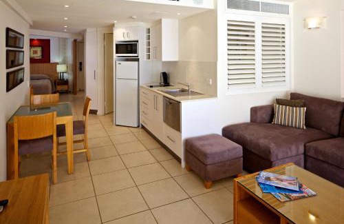 Noosa Heads Resort | Netanya Noosa Beachfront Resort
