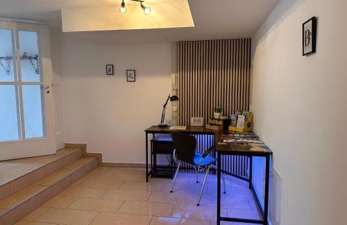 Leutewitz Apartment | NEU* 4+1 Personen, Zentrumsnah,EBK, Stellplatz