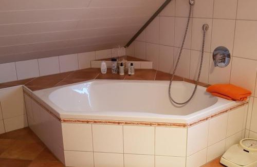 Lohra Apartment | NEU! Mietappartement Brusius