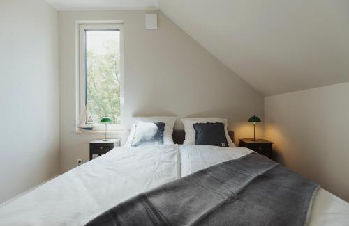 Sagard House | NEU "Rügen Resørt Sagard" großzügige, gemütliche Doppelhaushälfte "Helena" mit Terrasse