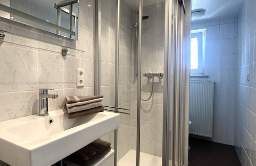 Guxhagen Apartment | Neu Renovierte Ferienwohnung in Guxhagen, bei Kassel