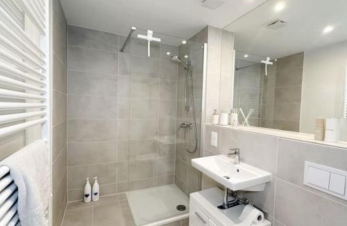 Friedrichstadt Apartment | Neu & Schick: Küche inkl. Kaffee
