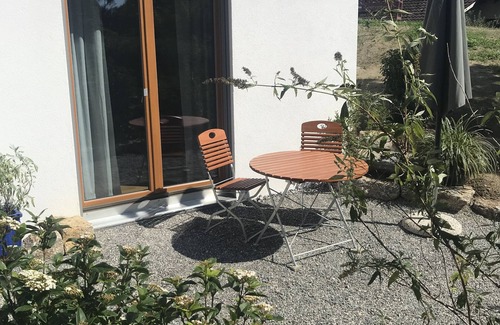 Ohningen Apartment | Neue, Hochwertige & Naturnahe Ferienwohnung am Bodensee + Schönen Außensitzplatz