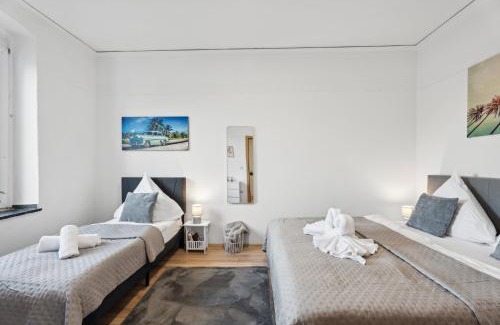 Bismarck Apartment | Neue und helle 2 Zimmer Wohnung, nähe Veltins Arena, Home Office, kostenlose Parkplätze