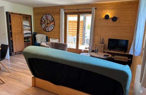 Entremont Apartment | NEUF chalet 2p Le Suet JACUZZI privatif