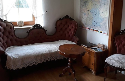 Bad Bayersoien Apartment | Neunerhof - double room No. 5