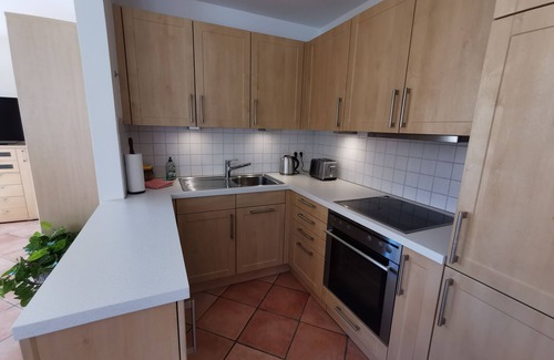 Daisendorf Apartment | Neuwertige Ferienwohnung mit Terasse in Daisendorf bei Meersburg