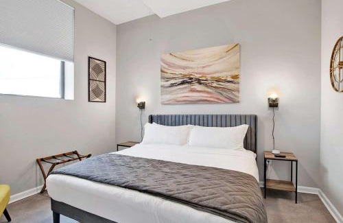 Central Business District Apartment | New! 1 BR Renovated Apartment in the Heart of downtown