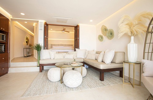 North Hotel Zone Condo | NEW 16th Floor Waterfront Oasis!