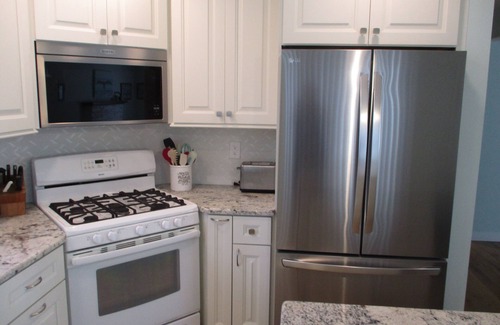Brigantine Apartment | NEW 1st floor Guest House only a few hundred yards to beach. Deck. Patio. BBQ