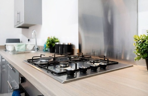 Newcastle-upon-Tyne House | New! 2 Bed Apartment in Newcastle, FREE WIFI!