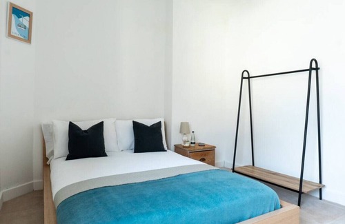 Harrogate House | NEW! 2 Bedroom House + Free Parking