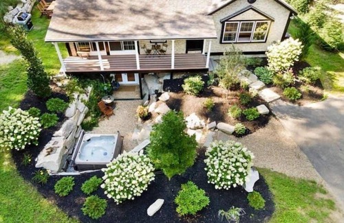 Milford House | NEW 2 Villas Private Quarry Oasis Sleeps 24