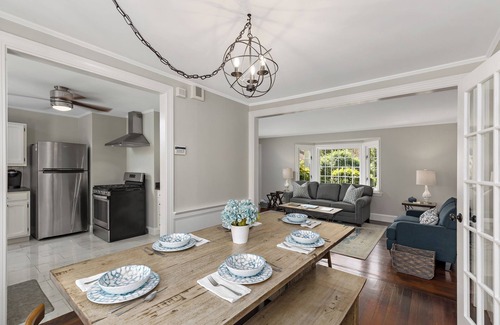 West Harwich House | New 2025 Belmont Breeze - Newly Renovated & Charming West Harwich Cape House