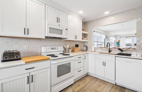 Ocean View Condo | NEW 2025 LISTING! WATERFRONT! Bethany Bay is a beautiful resort community located along the shore of the Indian River Bay